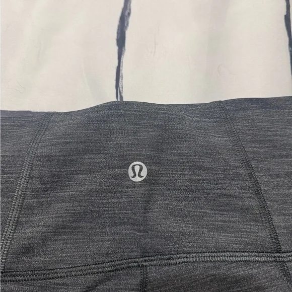 lululemon pave rival mid-rise crop 22” - Picture 6 of 10